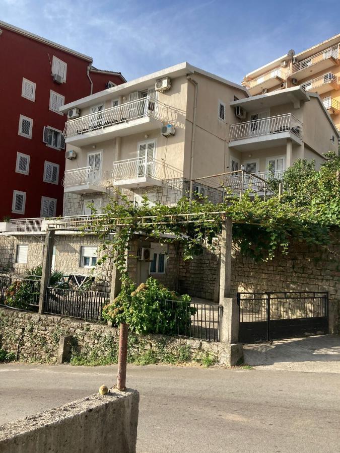 Guest House Garden Budva Luaran gambar