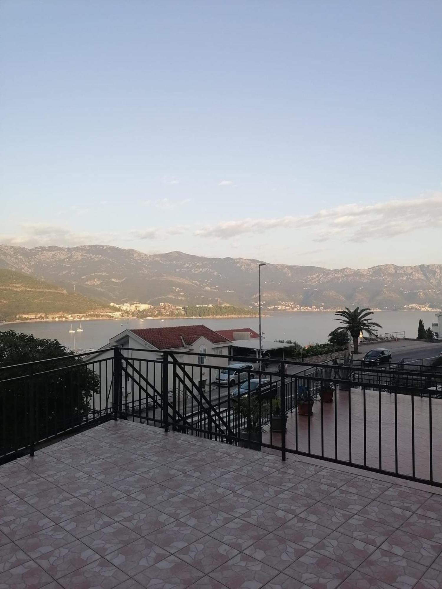 Guest House Garden Budva Luaran gambar